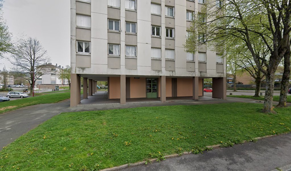 Retrouvez toutes les informations de contacts et horaires d&rsquo;ouverture pour Relais Pickup LE KENNEDY situé à Belfort dans le département Territoire de Belfort (90). Pour effectuer envoyer vos colis (colissimo, chronopost, suivi colis), une gestion bancaire (banque postal, French Bank), [&hellip;]