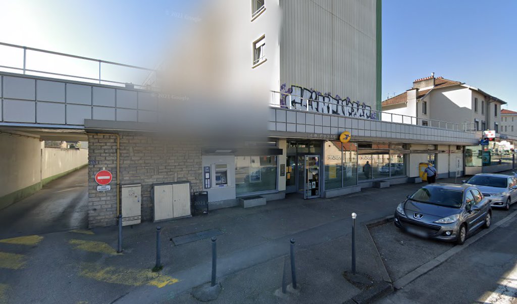 Retrouvez toutes les informations de contacts et horaires d&rsquo;ouverture pour La Poste BESANCON SAINT FERJEUX situé à Besancon dans le département Doubs (25). Pour effectuer envoyer vos colis (colissimo, chronopost, suivi colis), une gestion bancaire (banque postal, French Bank), votre [&hellip;]