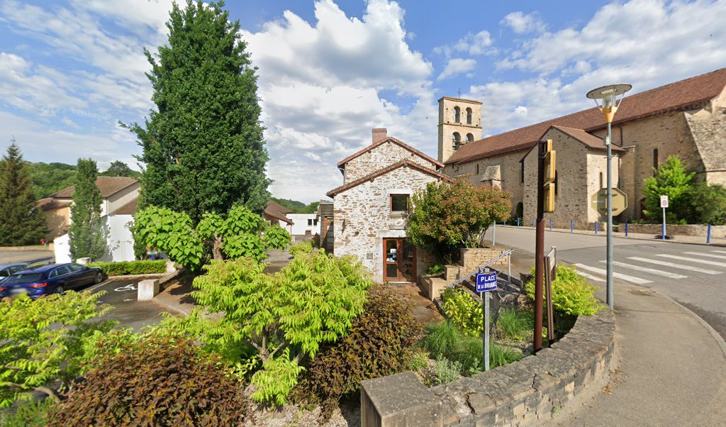 Retrouvez toutes les informations de contacts et horaires d&rsquo;ouverture pour La Poste Agence Communale LE VIGEN Mairie situé à Le vigen dans le département Haute-Vienne (87). Pour effectuer envoyer vos colis (colissimo, chronopost, suivi colis), une gestion bancaire (banque postal, [&hellip;]