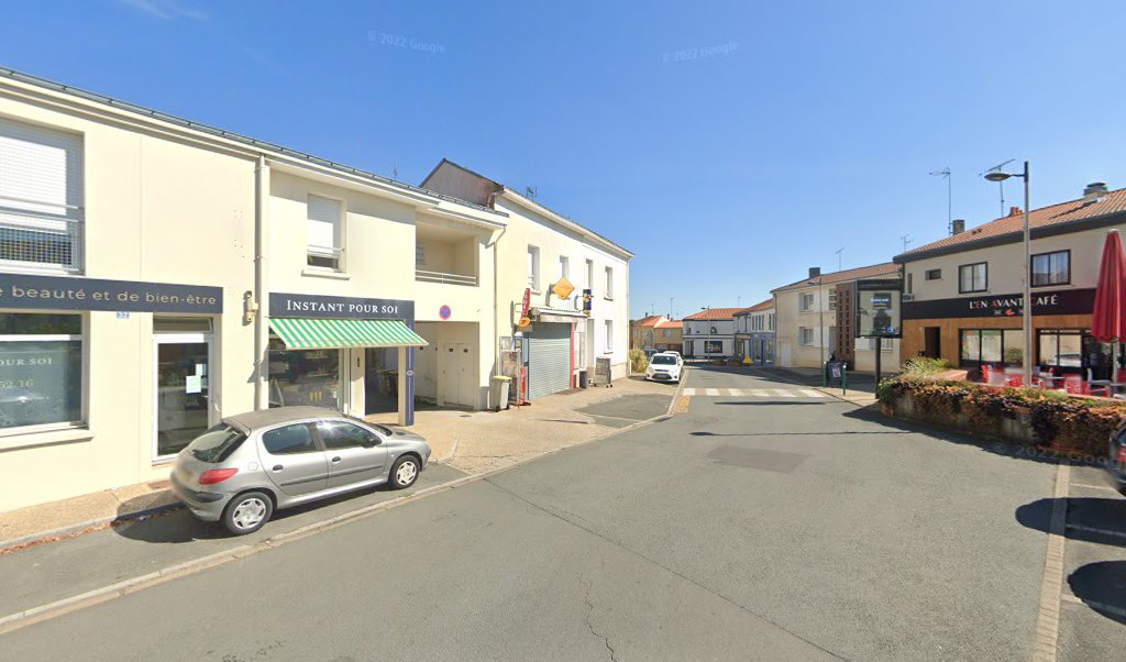 Retrouvez toutes les informations de contacts et horaires d&rsquo;ouverture pour La Poste Relais LA TESSOUALLE Buraliste situé à La tessoualle dans le département Maine-et-Loire (49). Pour effectuer envoyer vos colis (colissimo, chronopost, suivi colis), une gestion bancaire (banque postal, French [&hellip;]