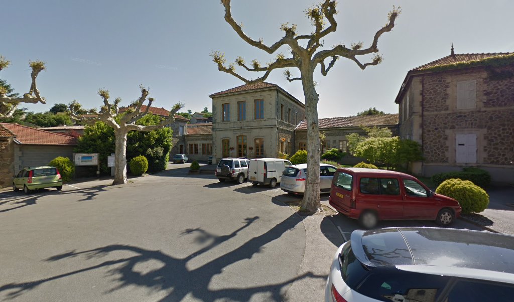 Retrouvez toutes les informations de contacts et horaires d&rsquo;ouverture pour La Poste Agence Communale ALBON Mairie situé à Albon dans le département Drôme (26). Pour effectuer envoyer vos colis (colissimo, chronopost, suivi colis), une gestion bancaire (banque postal, French Bank), [&hellip;]
