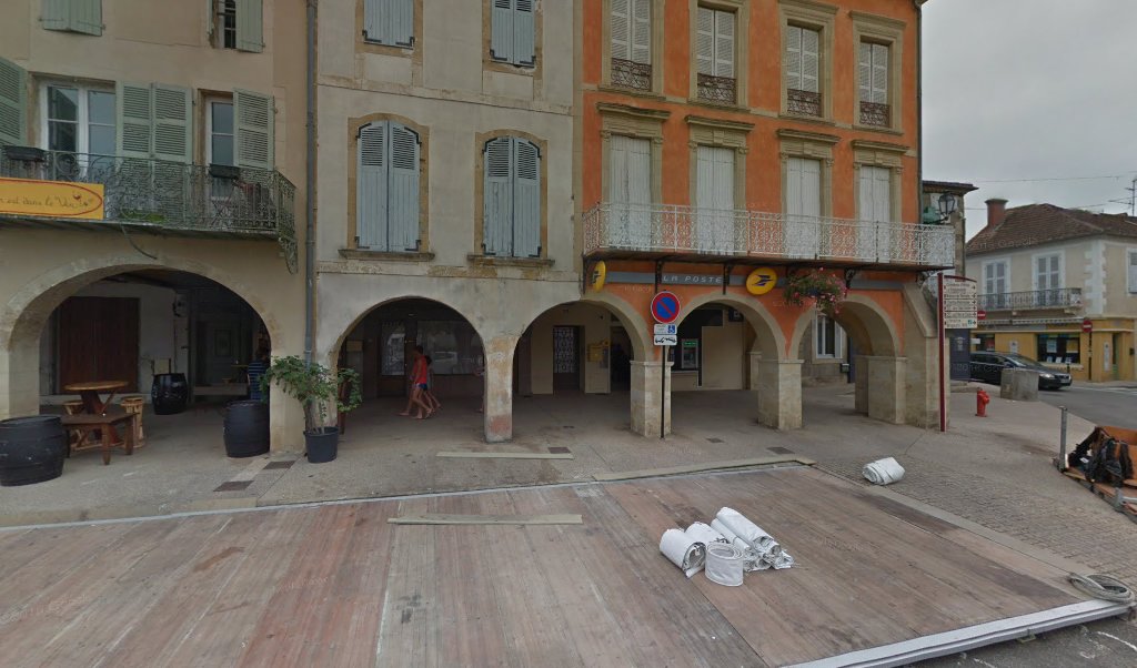 Retrouvez toutes les informations de contacts et horaires d&rsquo;ouverture pour La Poste MARCIAC situé à Marciac dans le département Gers (32). Pour effectuer envoyer vos colis (colissimo, chronopost, suivi colis), une gestion bancaire (banque postal, French Bank), votre courrier (suivi [&hellip;]