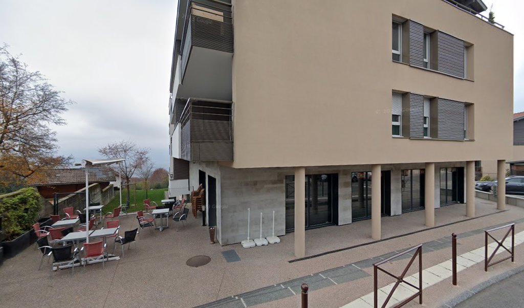 Retrouvez toutes les informations de contacts et horaires d&rsquo;ouverture pour Relais Pickup L ESCAPADE situé à Lucinges dans le département Haute-Savoie (74). Pour effectuer envoyer vos colis (colissimo, chronopost, suivi colis), une gestion bancaire (banque postal, French Bank), votre courrier [&hellip;]