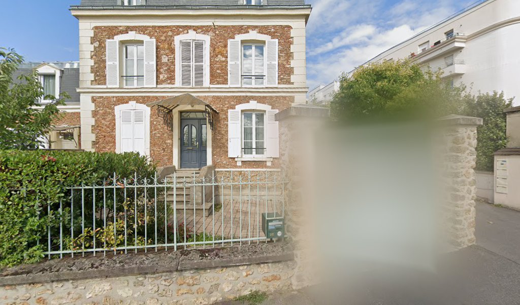 Retrouvez toutes les informations de contacts et horaires d&rsquo;ouverture pour Relais Pickup CONSIGNE PICKUP GARE CHAVILLE RIVEG – RETRAIT 3J situé à Chaville dans le département Hauts-de-Seine (92). Pour effectuer envoyer vos colis (colissimo, chronopost, suivi colis), une gestion bancaire [&hellip;]