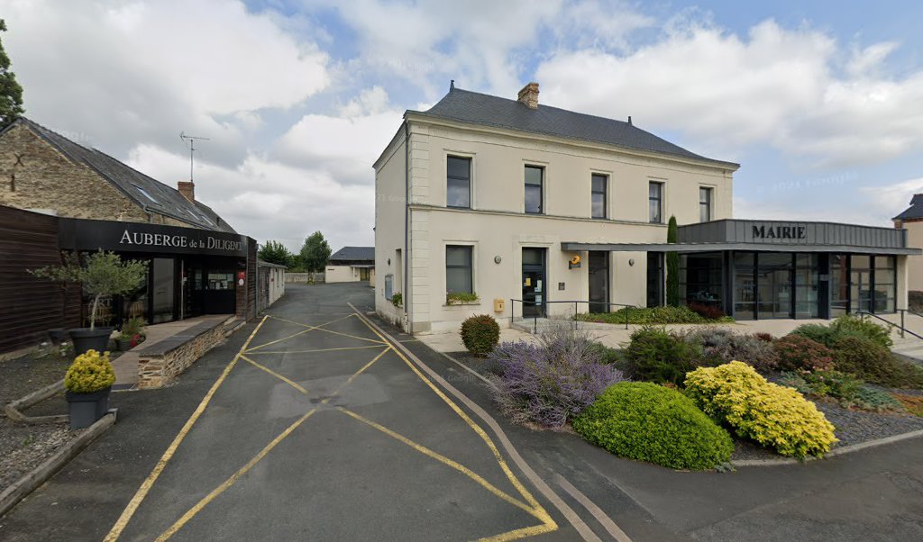 Retrouvez toutes les informations de contacts et horaires d&rsquo;ouverture pour La Poste Agence Communale LOIRE Mairie situé à Loire dans le département Maine-et-Loire (49). Pour effectuer envoyer vos colis (colissimo, chronopost, suivi colis), une gestion bancaire (banque postal, French Bank), [&hellip;]