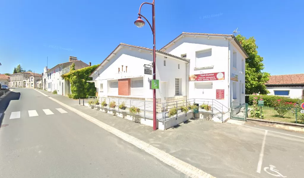 Retrouvez toutes les informations de contacts et horaires d&rsquo;ouverture pour La Poste Agence Communale OZILLAC Mairie situé à Ozillac dans le département Charente-Maritime (17). Pour effectuer envoyer vos colis (colissimo, chronopost, suivi colis), une gestion bancaire (banque postal, French Bank), [&hellip;]