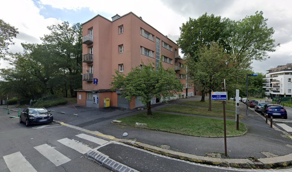 Retrouvez toutes les informations de contacts et horaires d&rsquo;ouverture pour La Poste CHATENAY BUTTE ROUGE situé à Chatenay malabry dans le département Hauts-de-Seine (92). Pour effectuer envoyer vos colis (colissimo, chronopost, suivi colis), une gestion bancaire (banque postal, French Bank), [&hellip;]
