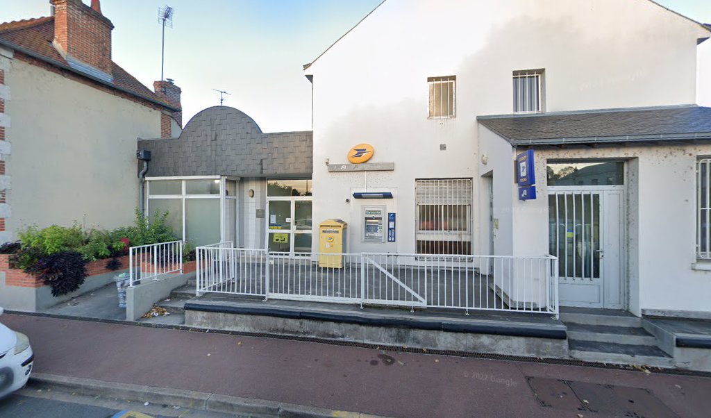Retrouvez toutes les informations de contacts et horaires d&rsquo;ouverture pour La Poste SAINT JEAN LE BLANC situé à St jean le blanc dans le département Loiret (45). Pour effectuer envoyer vos colis (colissimo, chronopost, suivi colis), une gestion bancaire (banque [&hellip;]
