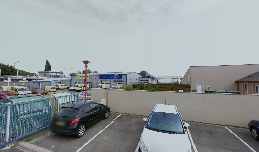 Retrouvez toutes les informations de contacts et horaires d&rsquo;ouverture pour La Poste Espace Clients Pro AMNEVILLE PDC1 situé à Amneville dans le département Moselle (57). Pour effectuer envoyer vos colis (colissimo, chronopost, suivi colis), une gestion bancaire (banque postal, French [&hellip;]