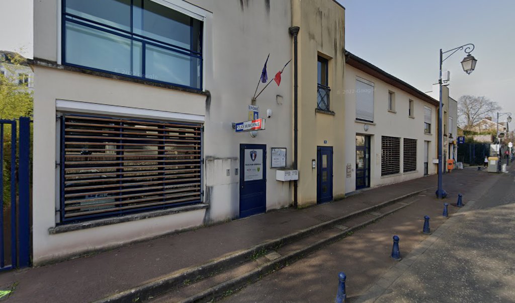 Retrouvez toutes les informations de contacts et horaires d&rsquo;ouverture pour La Poste EPONE situé à Épône dans le département Yvelines (78). Pour effectuer envoyer vos colis (colissimo, chronopost, suivi colis), une gestion bancaire (banque postal, French Bank), votre courrier (suivi [&hellip;]