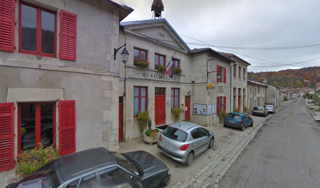 Retrouvez toutes les informations de contacts et horaires d&rsquo;ouverture pour La Poste Agence Communale ST MAURICE SOUS LES COTES Mairie situé à St maurice sous les cotes dans le département Meuse (55). Pour effectuer envoyer vos colis (colissimo, chronopost, suivi [&hellip;]