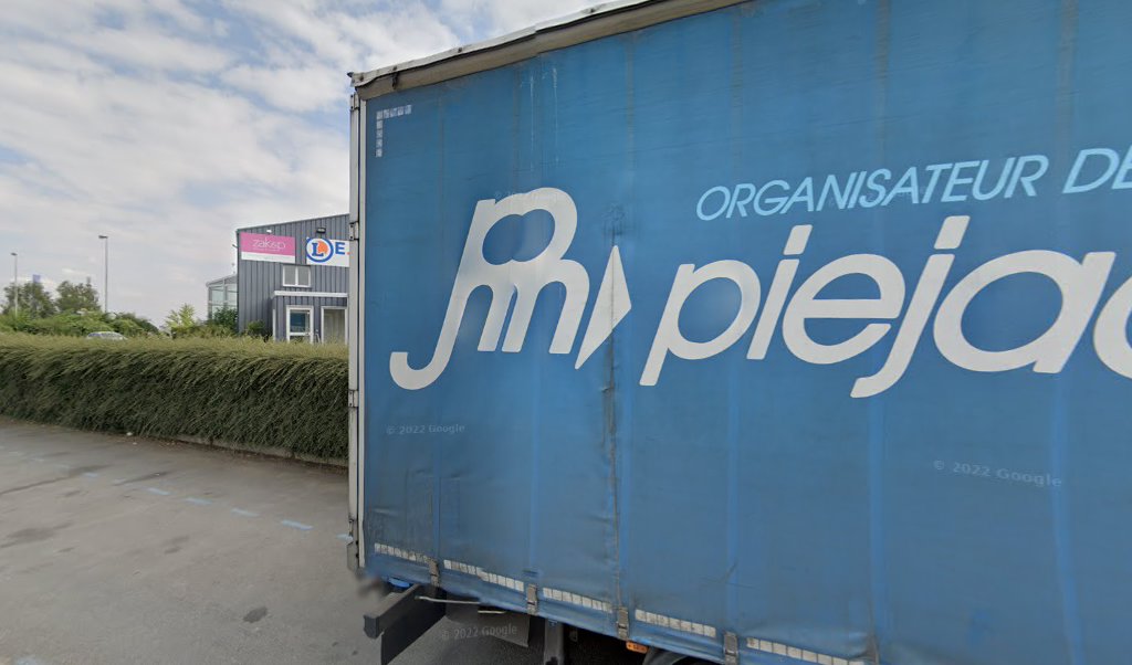 Retrouvez toutes les informations de contacts et horaires d&rsquo;ouverture pour Relais Pickup E LECLERC DRIVE CAEN (CARPIQUET) situé à Carpiquet dans le département Calvados (14). Pour effectuer envoyer vos colis (colissimo, chronopost, suivi colis), une gestion bancaire (banque postal, French [&hellip;]