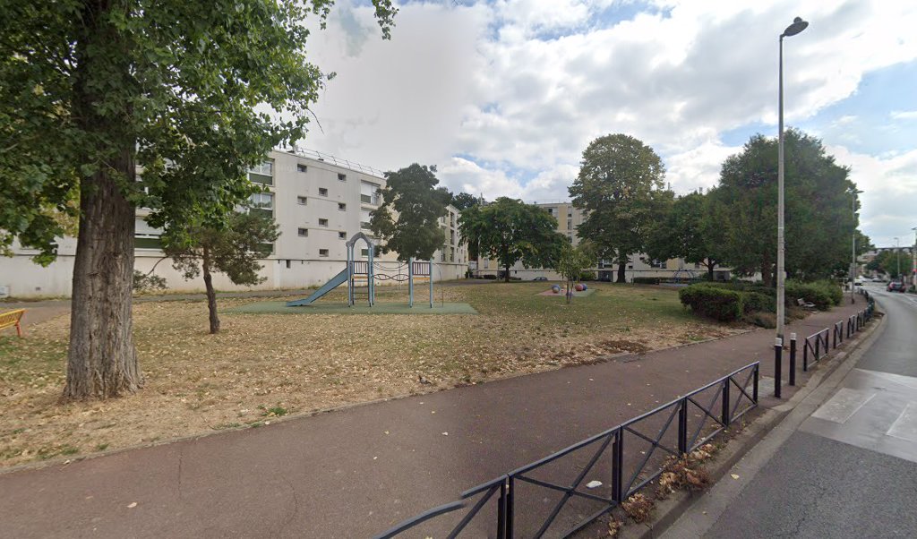 Retrouvez toutes les informations de contacts et horaires d&rsquo;ouverture pour Relais Pickup LA POSTE CARREPRO AULNAY situé à Aulnay sous bois dans le département Seine-Saint-Denis (93). Pour effectuer envoyer vos colis (colissimo, chronopost, suivi colis), une gestion bancaire (banque postal, [&hellip;]