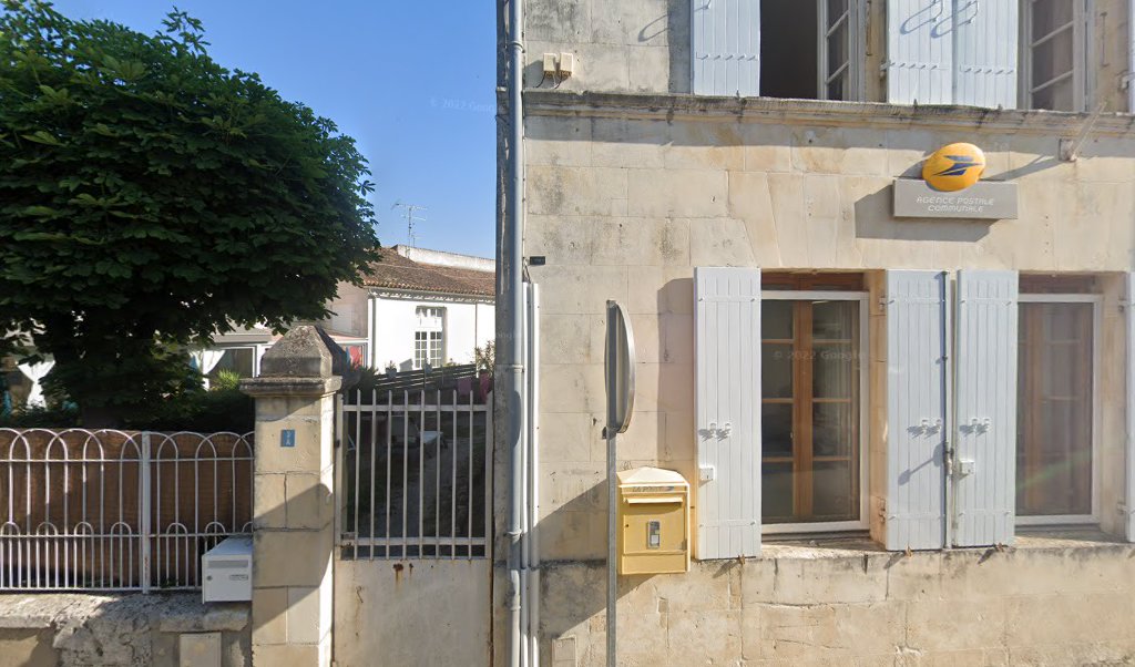Retrouvez toutes les informations de contacts et horaires d&rsquo;ouverture pour La Poste Agence Communale ST ANDRE DE LIDON Mairie situé à St andre de lidon dans le département Charente-Maritime (17). Pour effectuer envoyer vos colis (colissimo, chronopost, suivi colis), une [&hellip;]