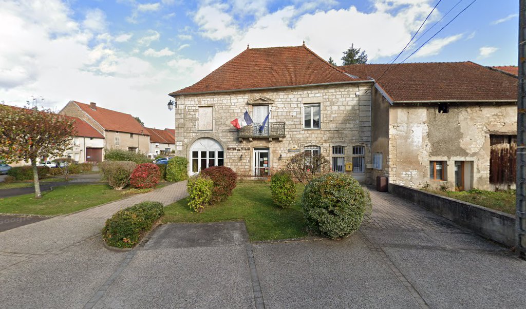 Retrouvez toutes les informations de contacts et horaires d&rsquo;ouverture pour La Poste Agence Communale OYRIERES Mairie situé à Oyrieres dans le département Haute-Saône (70). Pour effectuer envoyer vos colis (colissimo, chronopost, suivi colis), une gestion bancaire (banque postal, French Bank), [&hellip;]