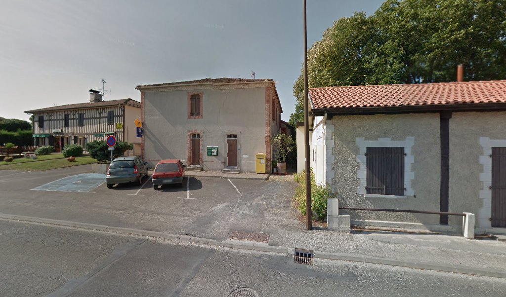 Retrouvez toutes les informations de contacts et horaires d&rsquo;ouverture pour La Poste LINXE situé à Linxe dans le département Landes (40). Pour effectuer envoyer vos colis (colissimo, chronopost, suivi colis), une gestion bancaire (banque postal, French Bank), votre courrier (suivi [&hellip;]