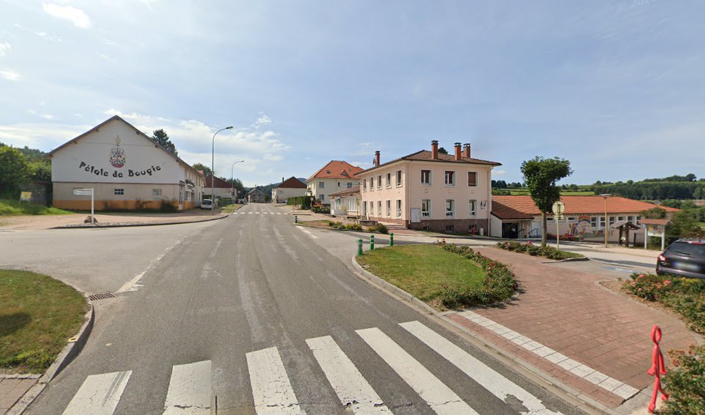 Retrouvez toutes les informations de contacts et horaires d&rsquo;ouverture pour La Poste Agence Communale GERBEPAL Mairie situé à Gerbepal dans le département Vosges (88). Pour effectuer envoyer vos colis (colissimo, chronopost, suivi colis), une gestion bancaire (banque postal, French Bank), [&hellip;]