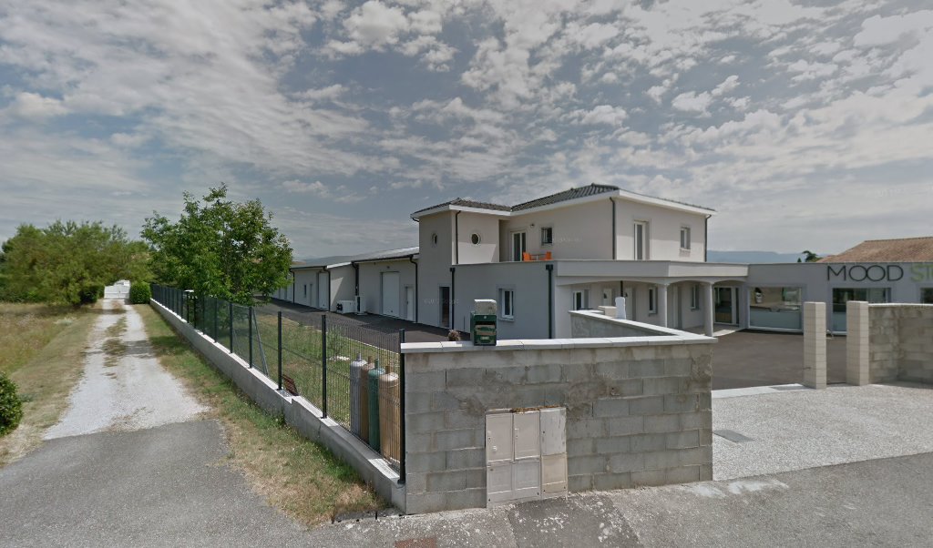 Retrouvez toutes les informations de contacts et horaires d&rsquo;ouverture pour Relais Pickup AMBIANCE COULEURS ET MATIERES situé à Mours st eusebe dans le département Drôme (26). Pour effectuer envoyer vos colis (colissimo, chronopost, suivi colis), une gestion bancaire (banque postal, [&hellip;]