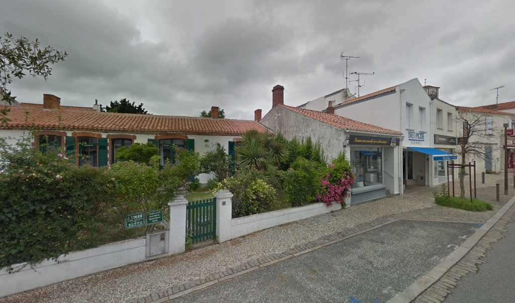 Retrouvez toutes les informations de contacts et horaires d&rsquo;ouverture pour Relais Pickup MES BELLES LUNETTES situé à Bretignolles sur mer dans le département Vendée (85). Pour effectuer envoyer vos colis (colissimo, chronopost, suivi colis), une gestion bancaire (banque postal, French [&hellip;]