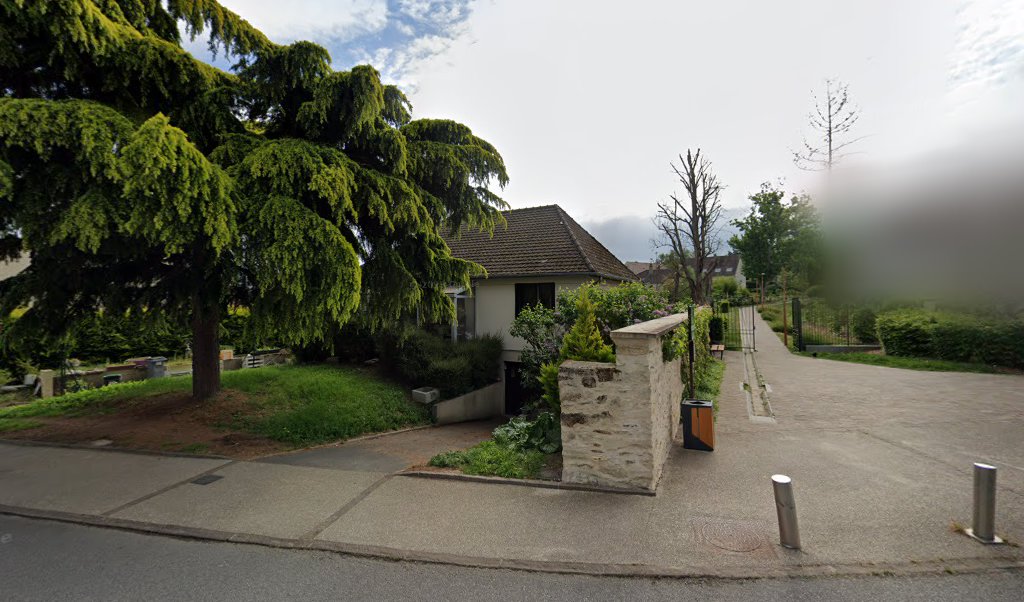 Retrouvez toutes les informations de contacts et horaires d&rsquo;ouverture pour La Poste Agence Communale FOURQUEUX Mairie situé à Fourqueux dans le département Yvelines (78). Pour effectuer envoyer vos colis (colissimo, chronopost, suivi colis), une gestion bancaire (banque postal, French Bank), [&hellip;]