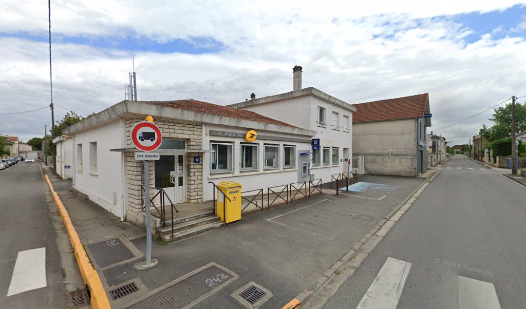 Retrouvez toutes les informations de contacts et horaires d&rsquo;ouverture pour La Poste MANSLE situé à Mansle dans le département Charente (16). Pour effectuer envoyer vos colis (colissimo, chronopost, suivi colis), une gestion bancaire (banque postal, French Bank), votre courrier (suivi [&hellip;]