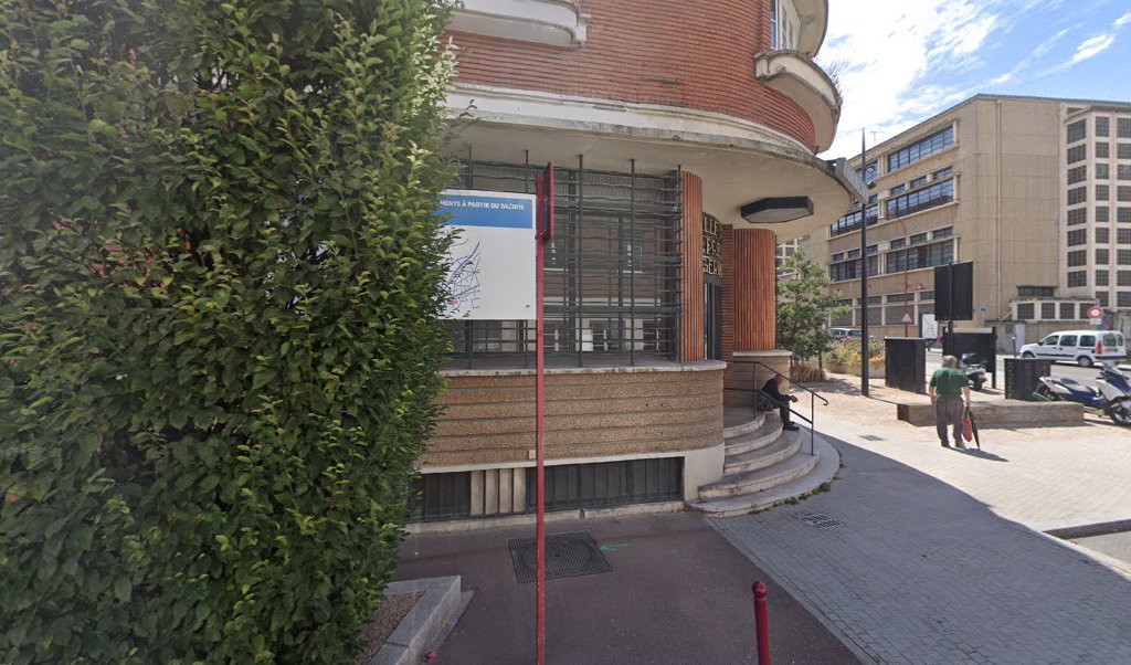 Retrouvez toutes les informations de contacts et horaires d&rsquo;ouverture pour La Poste LE PRE SAINT GERVAIS situé à Le pre st gervais dans le département Seine-Saint-Denis (93). Pour effectuer envoyer vos colis (colissimo, chronopost, suivi colis), une gestion bancaire (banque [&hellip;]