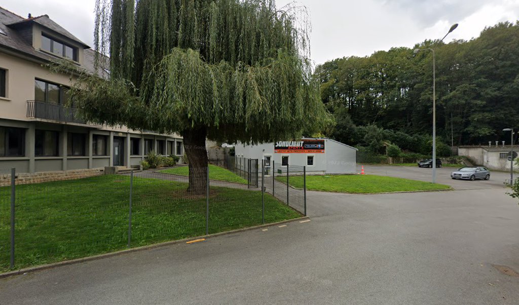 Retrouvez toutes les informations de contacts et horaires d&rsquo;ouverture pour Relais Pickup SONOLIGHT EVENT S situé à Vitre dans le département Ille-et-Vilaine (35). Pour effectuer envoyer vos colis (colissimo, chronopost, suivi colis), une gestion bancaire (banque postal, French Bank), votre [&hellip;]