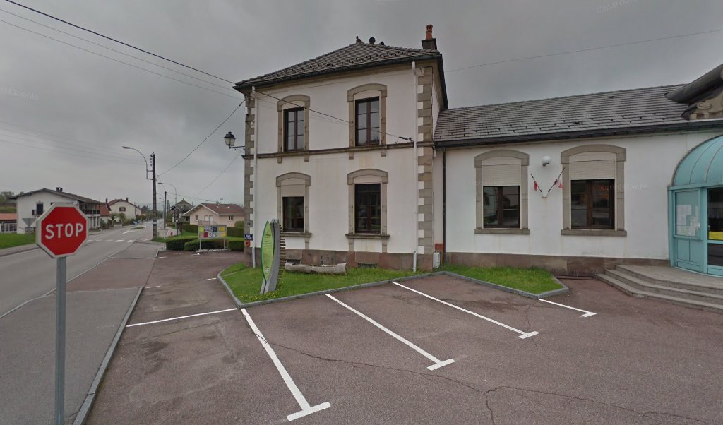 Retrouvez toutes les informations de contacts et horaires d&rsquo;ouverture pour La Poste Agence Communale DOMMARTIN LES REMIREMONT Mairie situé à Dommartin les remiremont dans le département Vosges (88). Pour effectuer envoyer vos colis (colissimo, chronopost, suivi colis), une gestion bancaire [&hellip;]
