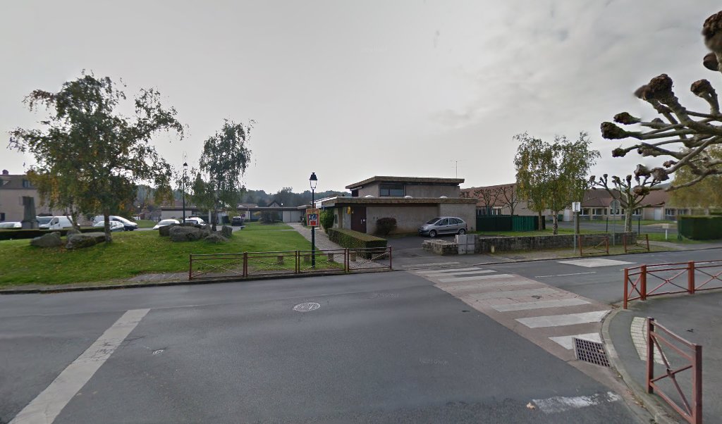 Retrouvez toutes les informations de contacts et horaires d&rsquo;ouverture pour La Poste CHAMPCUEIL situé à Champcueil dans le département Essonne (91). Pour effectuer envoyer vos colis (colissimo, chronopost, suivi colis), une gestion bancaire (banque postal, French Bank), votre courrier (suivi [&hellip;]