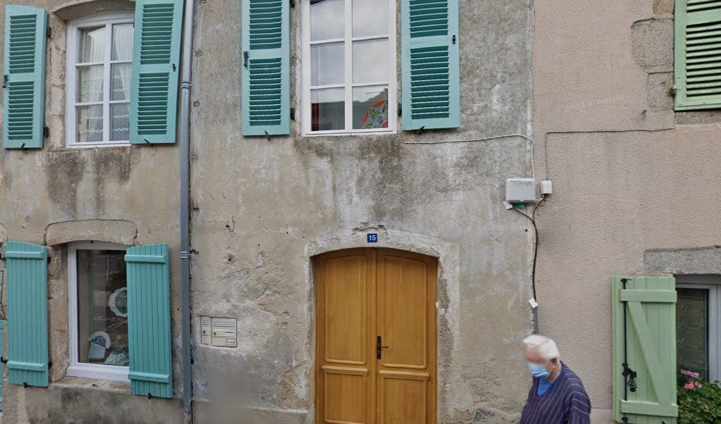 Retrouvez toutes les informations de contacts et horaires d&rsquo;ouverture pour La Poste Agence Communale CHATEL MONTAGNE Mairie situé à Chatel montagne dans le département Allier (03). Pour effectuer envoyer vos colis (colissimo, chronopost, suivi colis), une gestion bancaire (banque postal, [&hellip;]