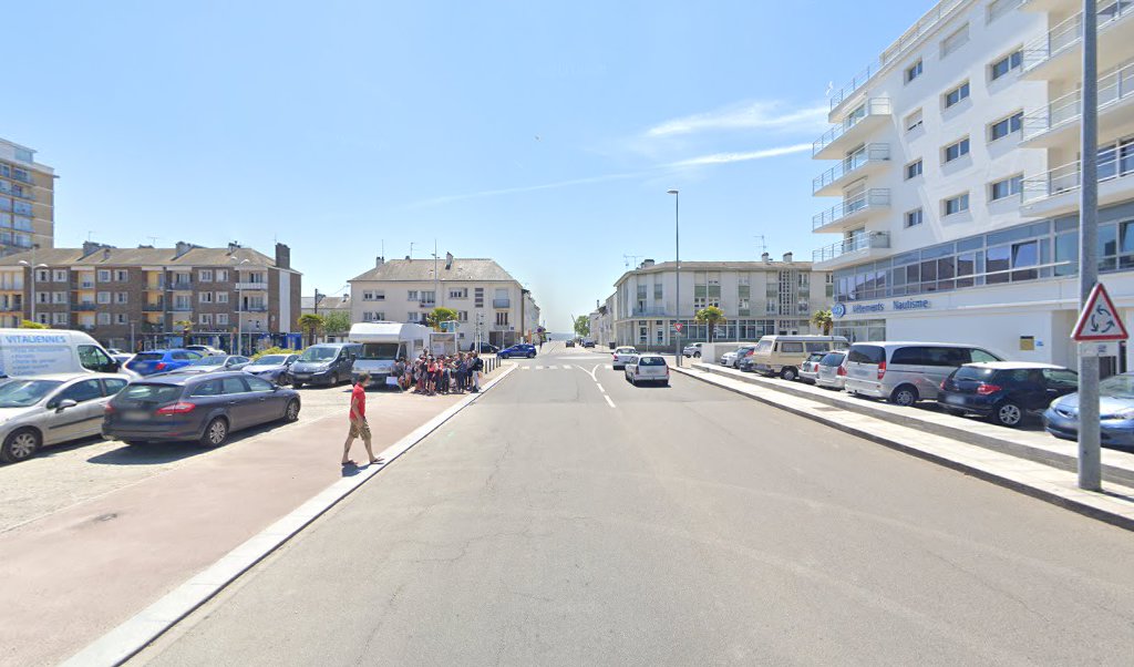 Retrouvez toutes les informations de contacts et horaires d&rsquo;ouverture pour Relais Pickup CARREFOUR MARKET situé à Saint-nazaire dans le département Loire-Atlantique (44). Pour effectuer envoyer vos colis (colissimo, chronopost, suivi colis), une gestion bancaire (banque postal, French Bank), votre courrier [&hellip;]