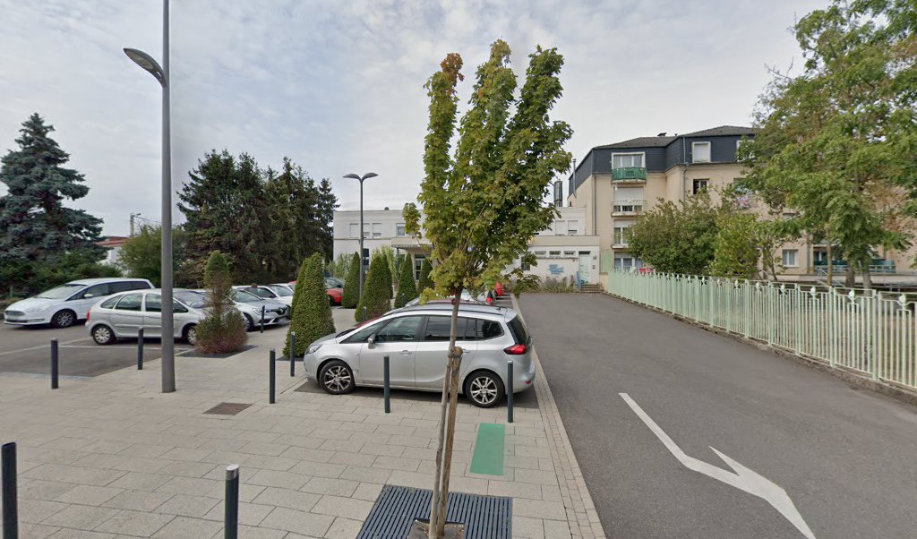 Retrouvez toutes les informations de contacts et horaires d&rsquo;ouverture pour La Poste UCKANGE situé à Uckange dans le département Moselle (57). Pour effectuer envoyer vos colis (colissimo, chronopost, suivi colis), une gestion bancaire (banque postal, French Bank), votre courrier (suivi [&hellip;]