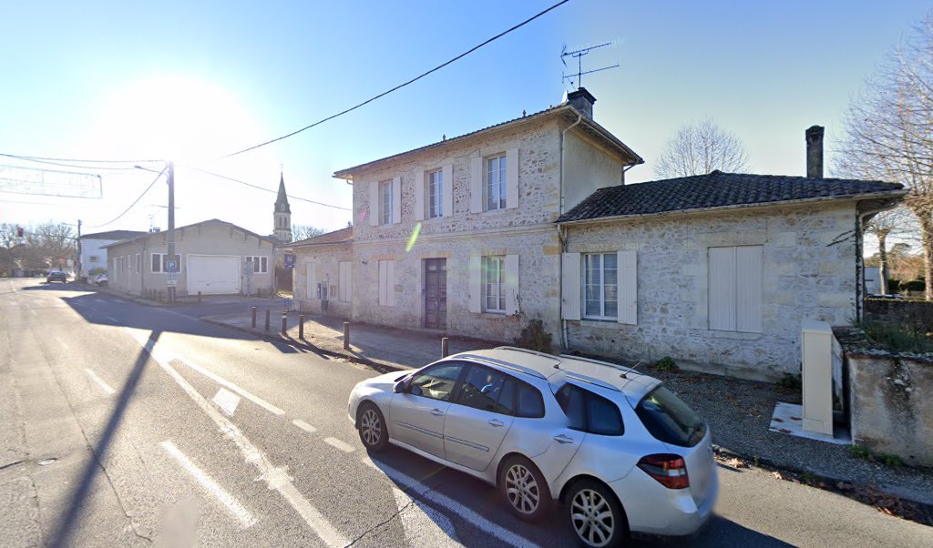 Retrouvez toutes les informations de contacts et horaires d&rsquo;ouverture pour La Poste HOSTENS situé à Hostens dans le département Gironde (33). Pour effectuer envoyer vos colis (colissimo, chronopost, suivi colis), une gestion bancaire (banque postal, French Bank), votre courrier (suivi [&hellip;]