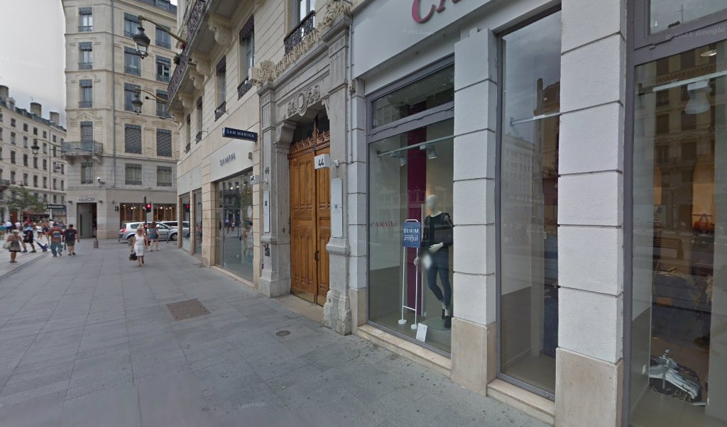 Retrouvez toutes les informations de contacts et horaires d&rsquo;ouverture pour Relais Pickup HUBSIDE STORE LYON REPUBLIQUE situé à Lyon dans le département Rhône (69). Pour effectuer envoyer vos colis (colissimo, chronopost, suivi colis), une gestion bancaire (banque postal, French Bank), [&hellip;]