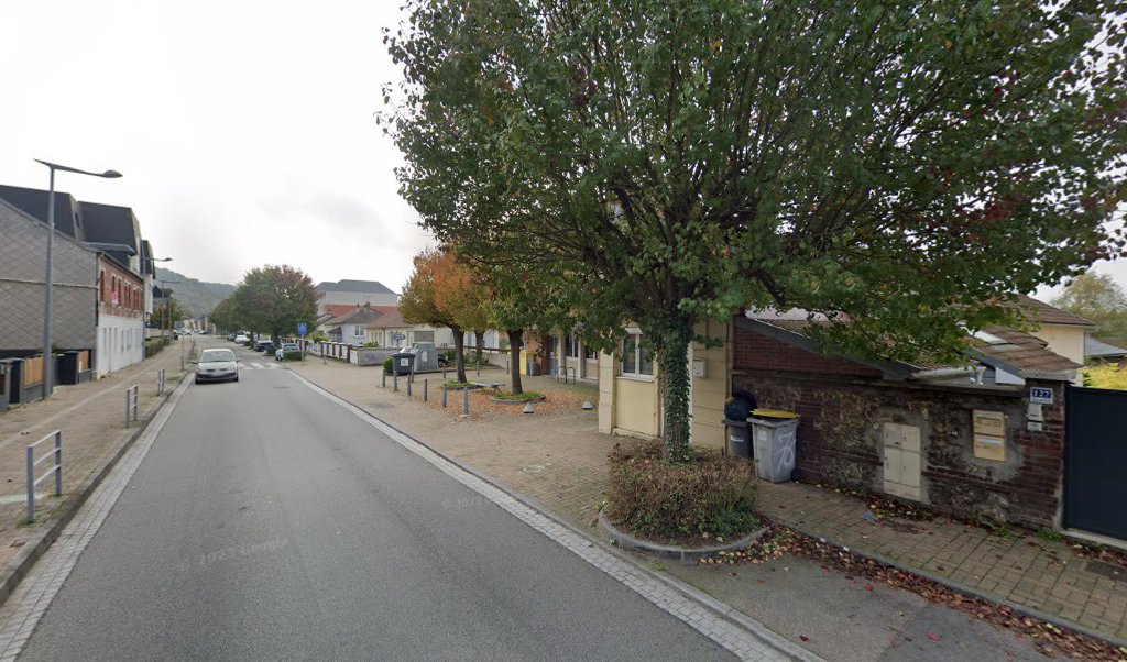 Retrouvez toutes les informations de contacts et horaires d&rsquo;ouverture pour La Poste AMFREVILLE LA MI VOIE situé à Amfreville la mi voie dans le département Seine-Maritime (76). Pour effectuer envoyer vos colis (colissimo, chronopost, suivi colis), une gestion bancaire (banque [&hellip;]