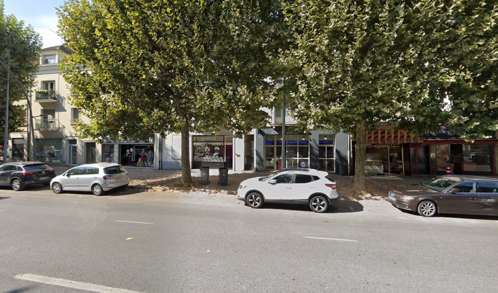 Retrouvez toutes les informations de contacts et horaires d&rsquo;ouverture pour Relais Pickup LIKE CIGARETTE TROYES situé à Troyes dans le département Aube (10). Pour effectuer envoyer vos colis (colissimo, chronopost, suivi colis), une gestion bancaire (banque postal, French Bank), votre [&hellip;]