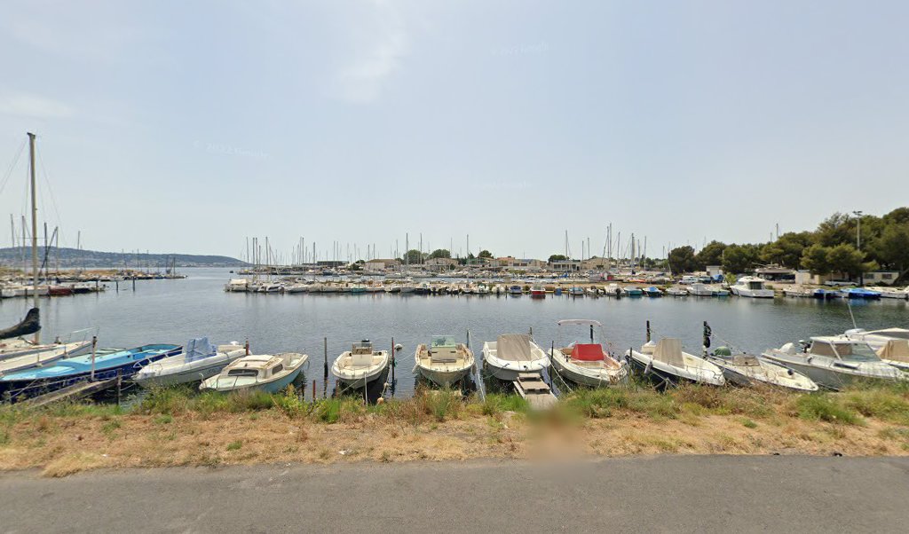 Retrouvez toutes les informations de contacts et horaires d&rsquo;ouverture pour Relais Pickup CARREFOUR BALARUC LE VIEUX situé à Balaruc le vieux dans le département Hérault (34). Pour effectuer envoyer vos colis (colissimo, chronopost, suivi colis), une gestion bancaire (banque postal, [&hellip;]