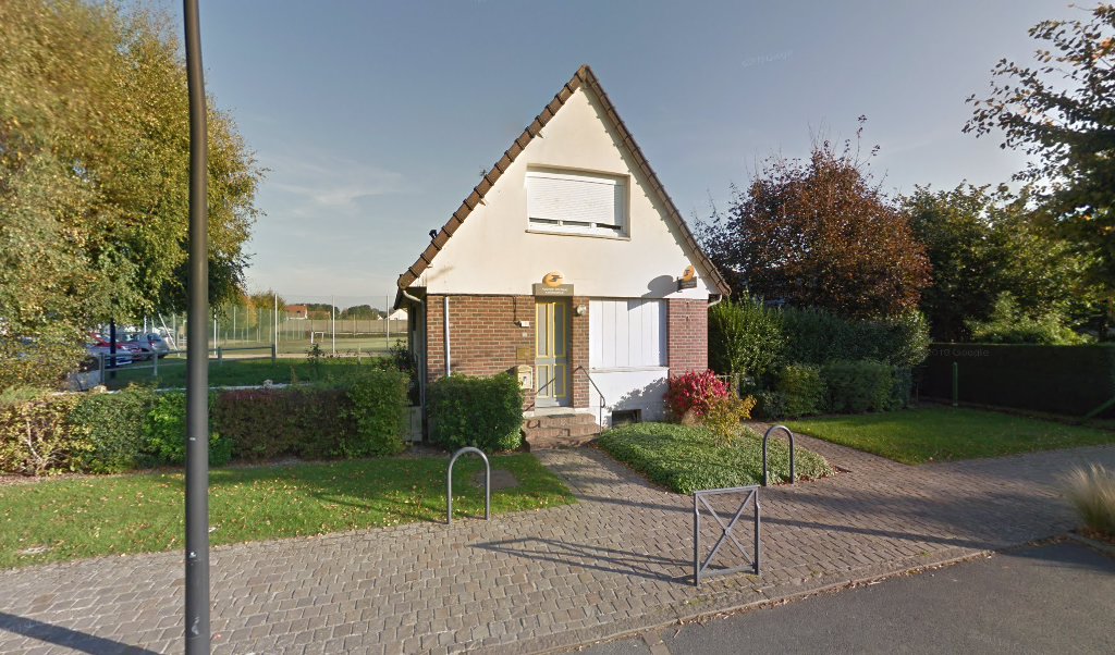 Retrouvez toutes les informations de contacts et horaires d&rsquo;ouverture pour La Poste Agence Communale AVREMESNIL Mairie situé à Avremesnil dans le département Seine-Maritime (76). Pour effectuer envoyer vos colis (colissimo, chronopost, suivi colis), une gestion bancaire (banque postal, French Bank), [&hellip;]
