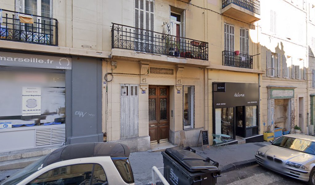Retrouvez toutes les informations de contacts et horaires d&rsquo;ouverture pour Relais Pickup MAISON BARELLE situé à Marseille dans le département Bouches-du-Rhône (13). Pour effectuer envoyer vos colis (colissimo, chronopost, suivi colis), une gestion bancaire (banque postal, French Bank), votre courrier [&hellip;]