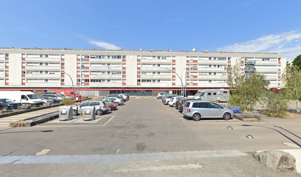 Retrouvez toutes les informations de contacts et horaires d&rsquo;ouverture pour La Poste NANTES BELLEVUE situé à Nantes dans le département Loire-Atlantique (44). Pour effectuer envoyer vos colis (colissimo, chronopost, suivi colis), une gestion bancaire (banque postal, French Bank), votre courrier [&hellip;]