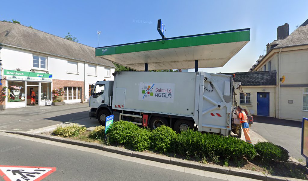 Retrouvez toutes les informations de contacts et horaires d&rsquo;ouverture pour La Poste PONT HEBERT situé à Pont hebert dans le département Manche (50). Pour effectuer envoyer vos colis (colissimo, chronopost, suivi colis), une gestion bancaire (banque postal, French Bank), votre [&hellip;]