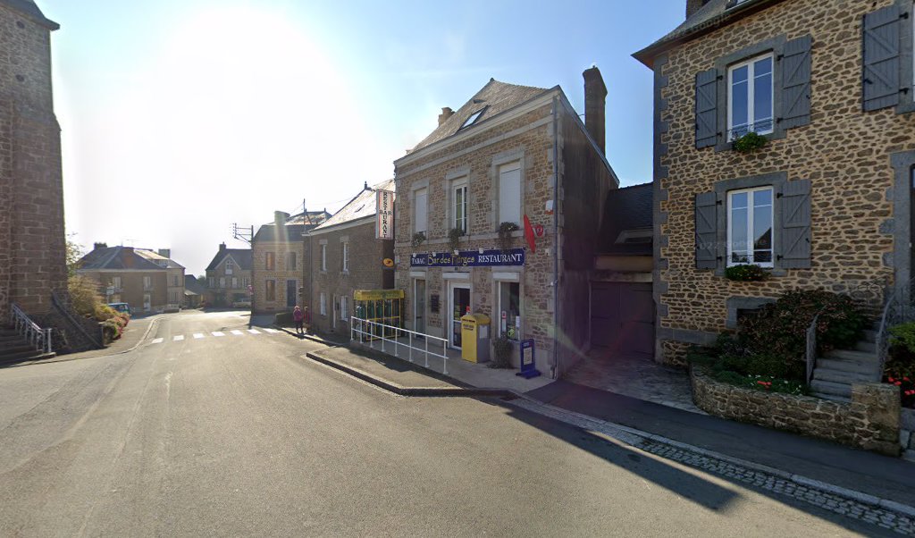 Retrouvez toutes les informations de contacts et horaires d&rsquo;ouverture pour Relais Pickup BAR DES FORGES situé à Le horps dans le département Mayenne (53). Pour effectuer envoyer vos colis (colissimo, chronopost, suivi colis), une gestion bancaire (banque postal, French Bank), [&hellip;]