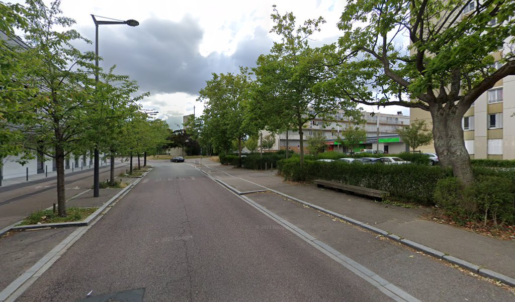 Retrouvez toutes les informations de contacts et horaires d&rsquo;ouverture pour La Poste ROUEN GRAND MARE situé à Rouen dans le département Seine-Maritime (76). Pour effectuer envoyer vos colis (colissimo, chronopost, suivi colis), une gestion bancaire (banque postal, French Bank), votre [&hellip;]