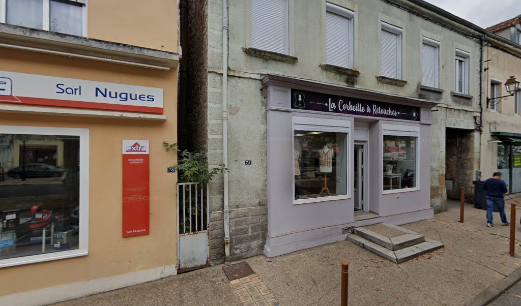 Retrouvez toutes les informations de contacts et horaires d&rsquo;ouverture pour Relais Pickup LA CORBEILLE A RETOUCHE situé à Montchanin dans le département Saône-et-Loire (71). Pour effectuer envoyer vos colis (colissimo, chronopost, suivi colis), une gestion bancaire (banque postal, French Bank), [&hellip;]
