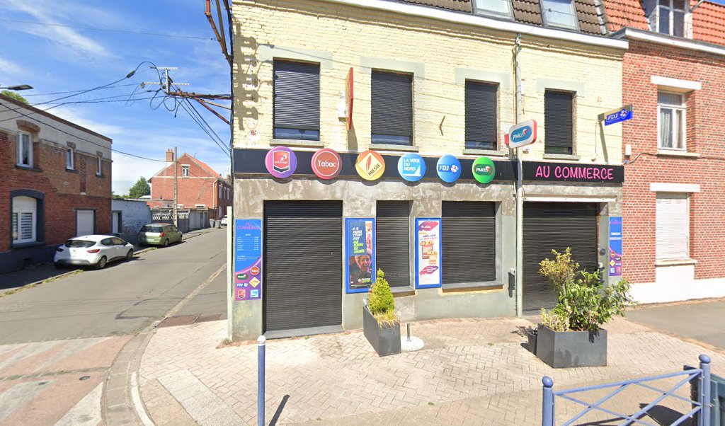 Retrouvez toutes les informations de contacts et horaires d&rsquo;ouverture pour Relais Pickup AU COMMERCE situé à La chapelle d armentieres dans le département Nord (59). Pour effectuer envoyer vos colis (colissimo, chronopost, suivi colis), une gestion bancaire (banque postal, French [&hellip;]