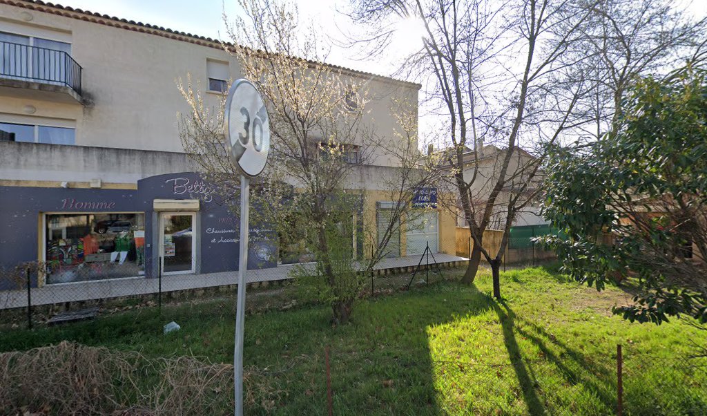 Retrouvez toutes les informations de contacts et horaires d&rsquo;ouverture pour La Poste Relais VINON SUR VERDON L ENVOLEE LPR situé à Vinon sur verdon dans le département Var (83). Pour effectuer envoyer vos colis (colissimo, chronopost, suivi colis), une gestion [&hellip;]