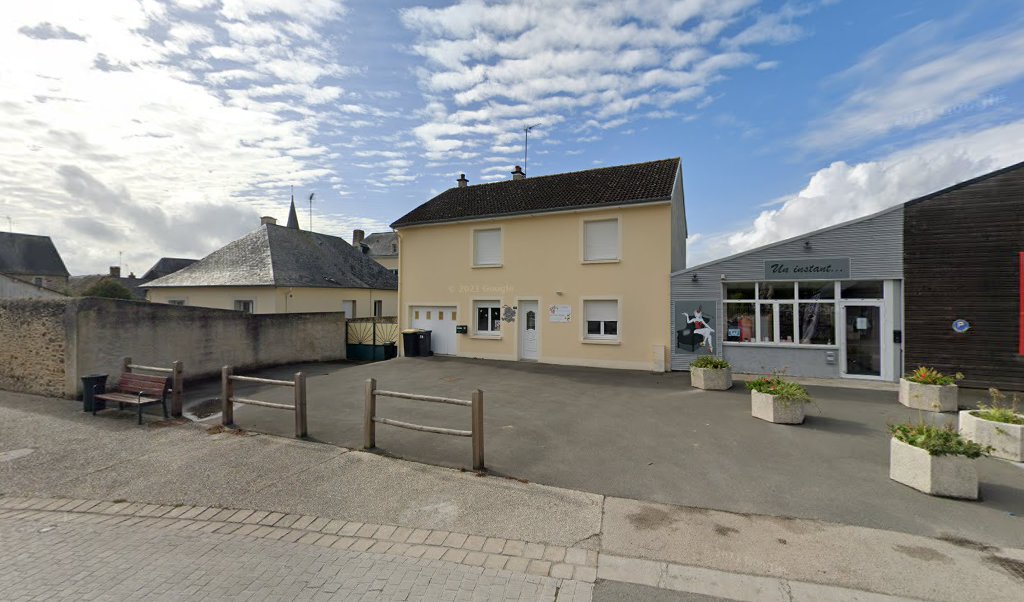 Retrouvez toutes les informations de contacts et horaires d&rsquo;ouverture pour Relais Pickup BOUTIQUE UN INSTANT situé à Bierne les villages dans le département Mayenne (53). Pour effectuer envoyer vos colis (colissimo, chronopost, suivi colis), une gestion bancaire (banque postal, French [&hellip;]