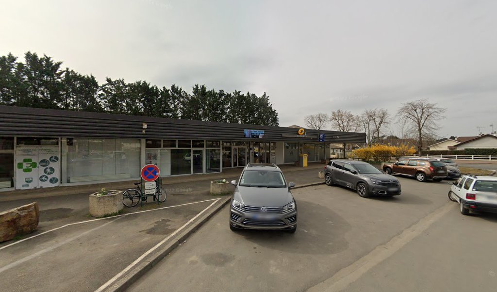 Retrouvez toutes les informations de contacts et horaires d&rsquo;ouverture pour La Poste SAINT AMAND MTD-LE VERNET situé à St amand montrond dans le département Cher (18). Pour effectuer envoyer vos colis (colissimo, chronopost, suivi colis), une gestion bancaire (banque postal, [&hellip;]