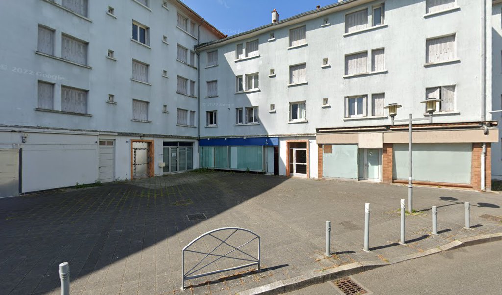 Retrouvez toutes les informations de contacts et horaires d&rsquo;ouverture pour La Poste MONTBELIARD LA CHIFFOGNE situé à Montbeliard dans le département Doubs (25). Pour effectuer envoyer vos colis (colissimo, chronopost, suivi colis), une gestion bancaire (banque postal, French Bank), votre [&hellip;]