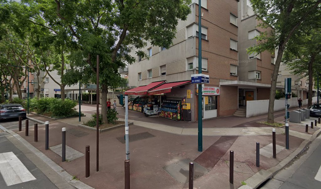 Retrouvez toutes les informations de contacts et horaires d&rsquo;ouverture pour Relais Pickup GRT STORE situé à Gennevilliers dans le département Hauts-de-Seine (92). Pour effectuer envoyer vos colis (colissimo, chronopost, suivi colis), une gestion bancaire (banque postal, French Bank), votre courrier [&hellip;]